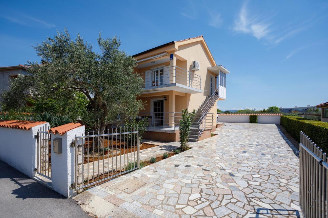 Apartmani Bakran Krk Town Exteriör bild