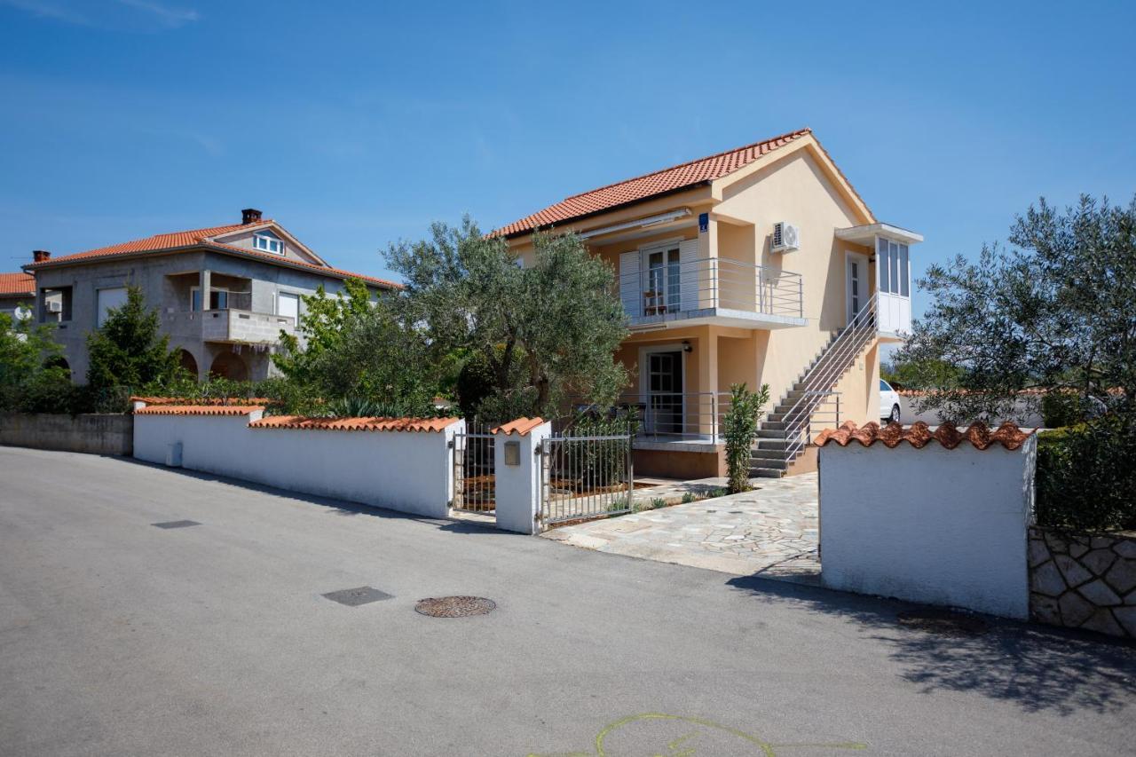 Apartmani Bakran Krk Town Exteriör bild