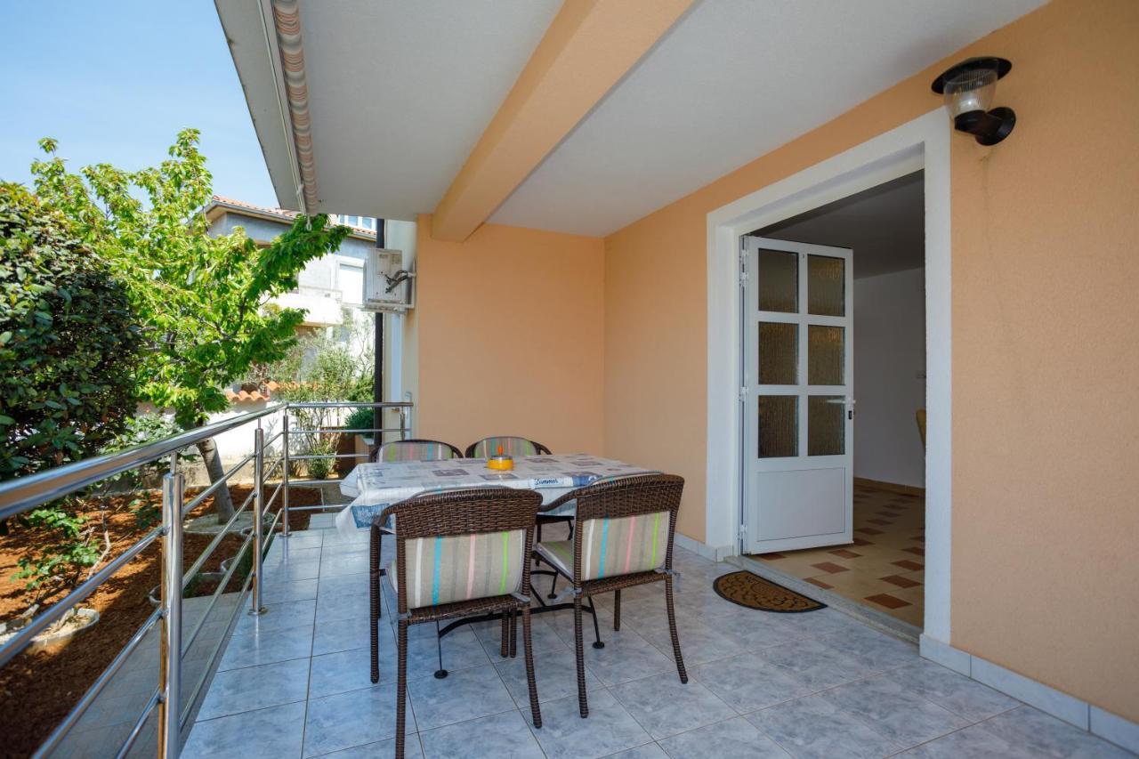 Apartmani Bakran Krk Town Exteriör bild