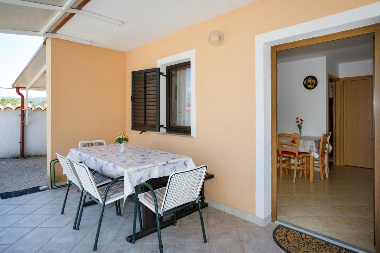 Apartmani Bakran Krk Town Exteriör bild