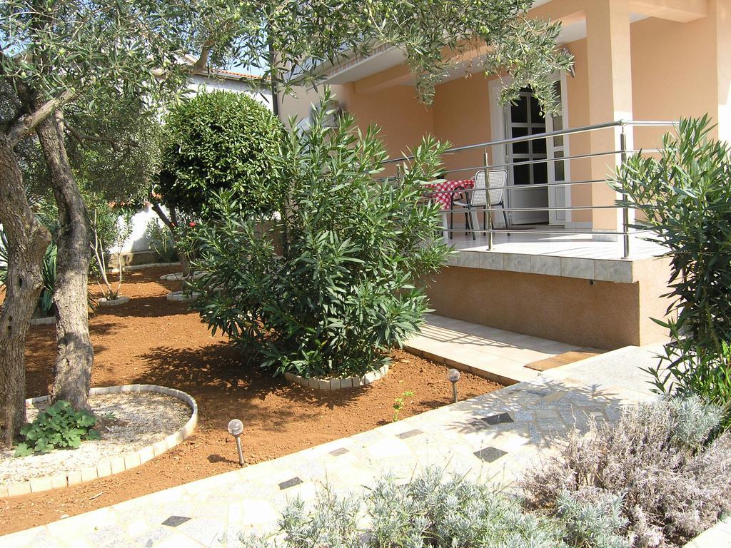 Apartmani Bakran Krk Town Exteriör bild